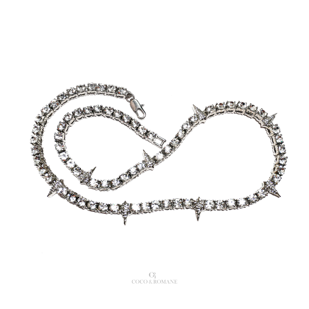 Vault Necklace