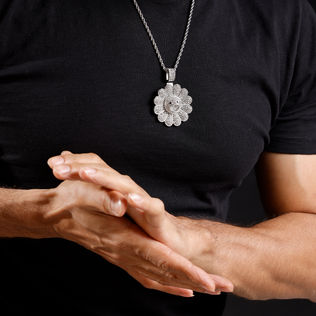 Daisy Pendant