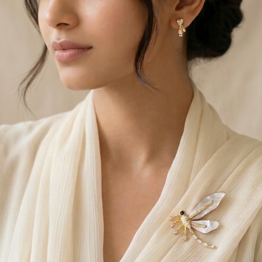Mother-of-Pearl Dragonfly Brooch