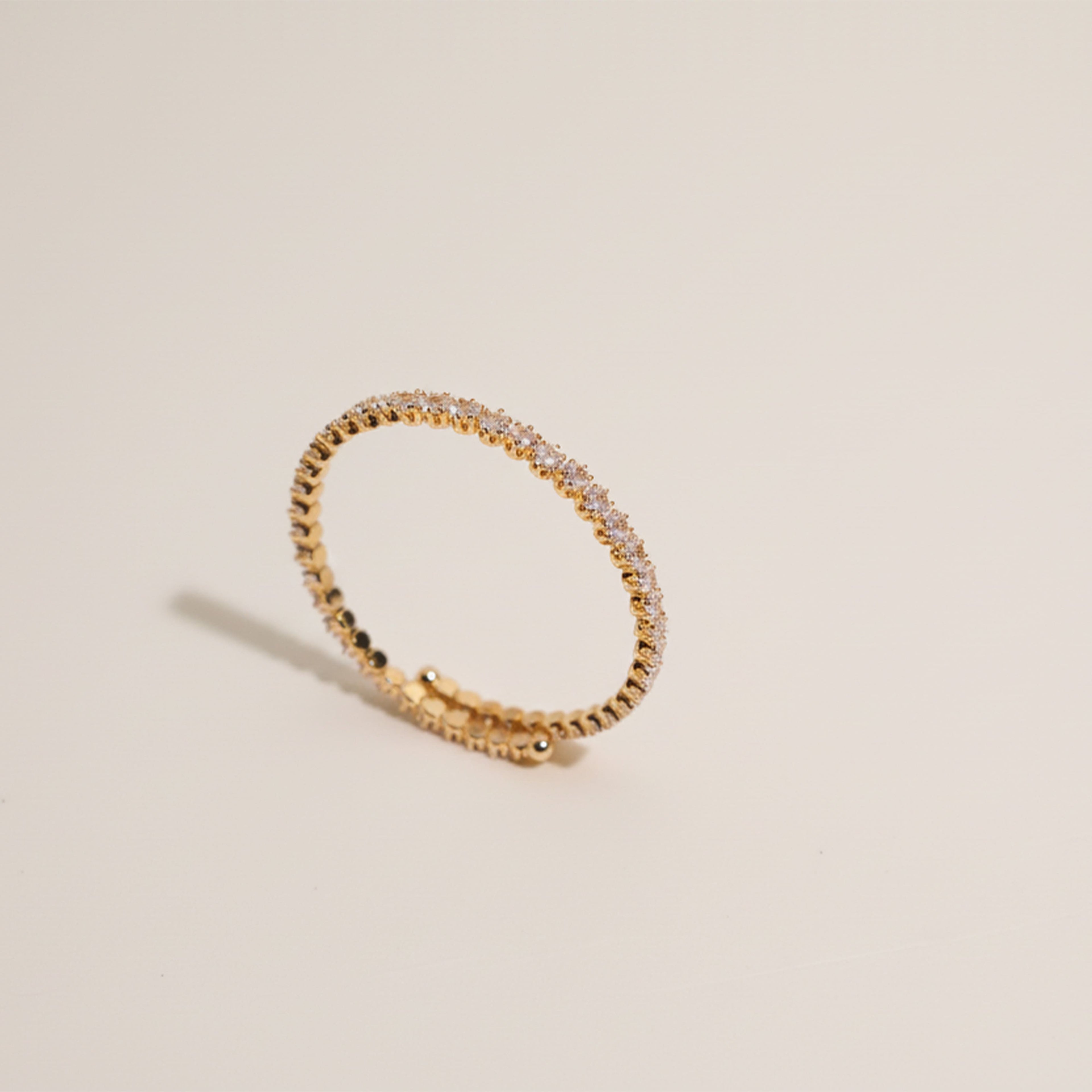 Minimal Golden Bracelet