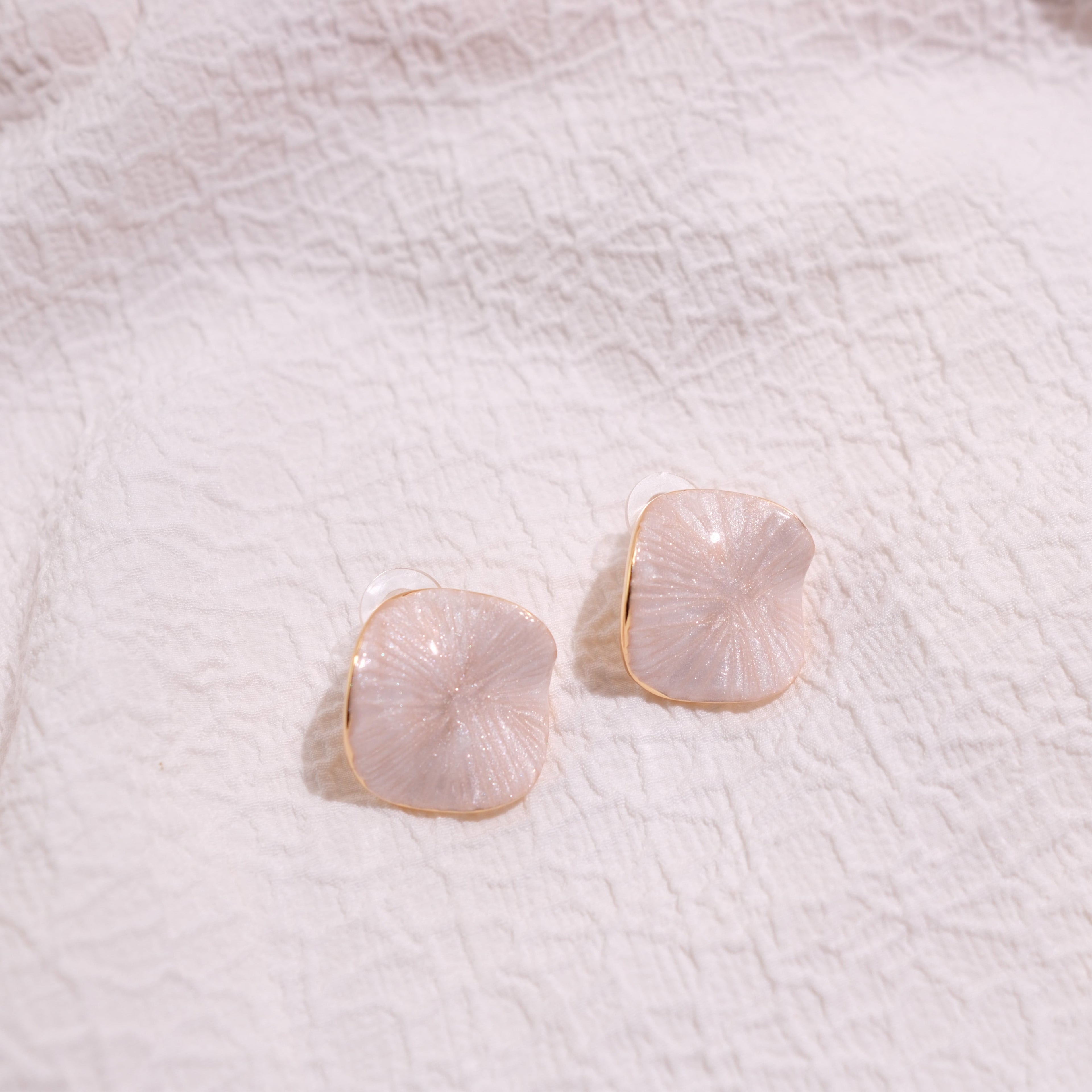 Peach Nude Petal Earrings