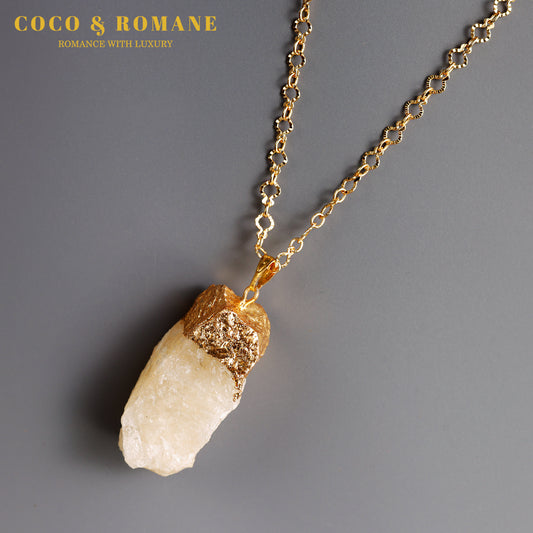 22KT GOLD CLEAR QUARTZ PENDANT